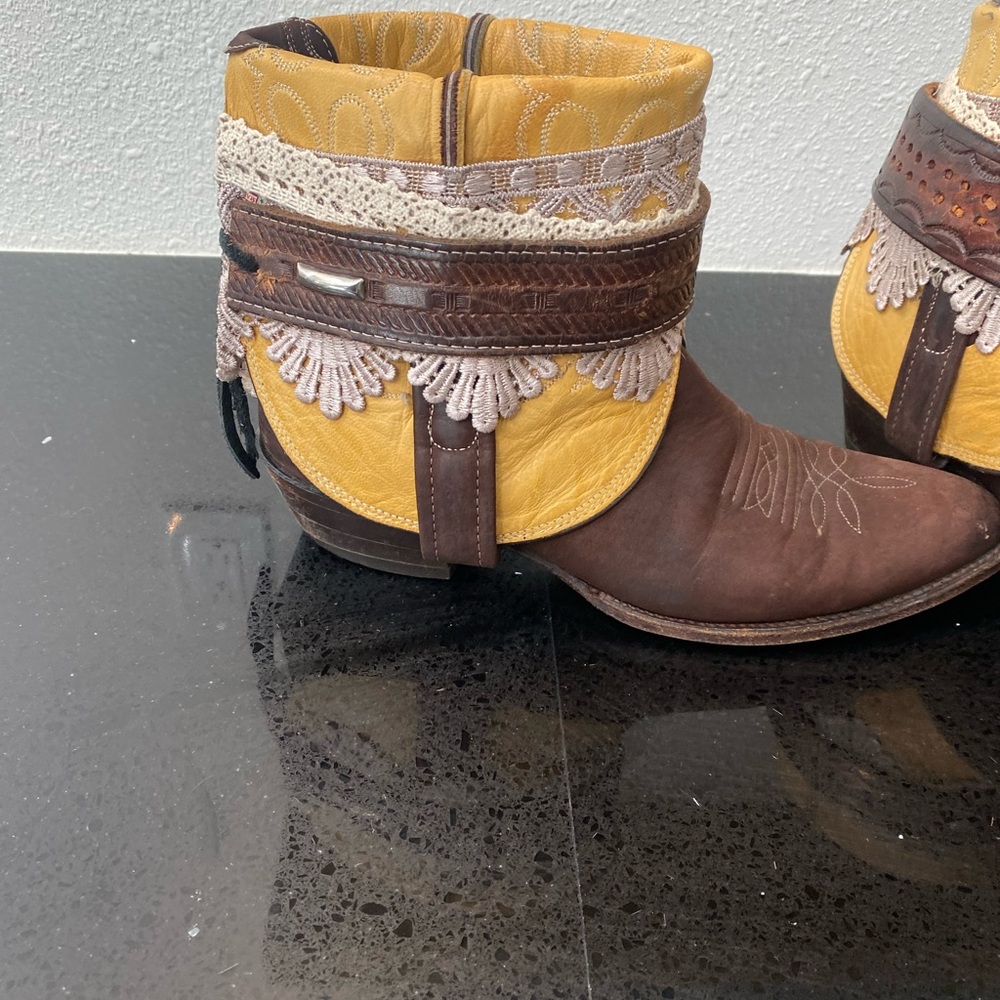 Custom Made Gypsy Boots - image 3